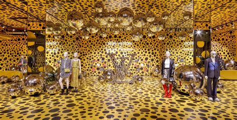 japanese artist yayoi kusama louis vuitton|lv yayoi kusama 2023.